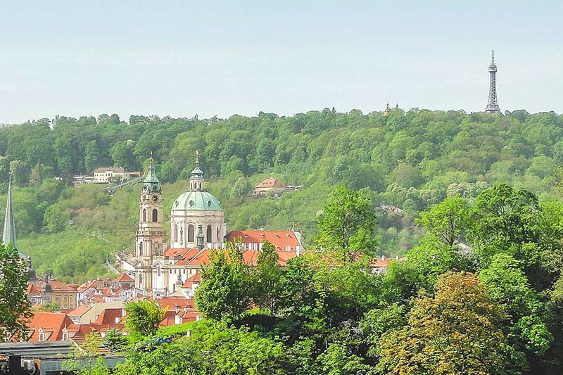 Wohin-in-Prag-im-Sommer