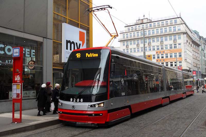 tram tram